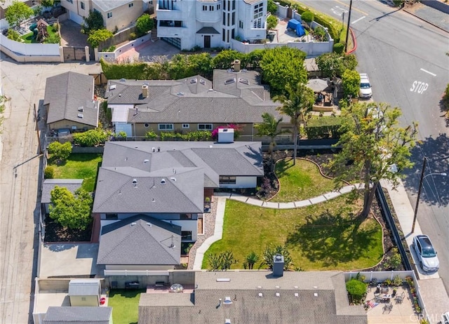 birds eye view of property featuring a residential view