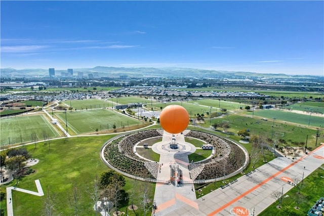 drone / aerial view with a view of city