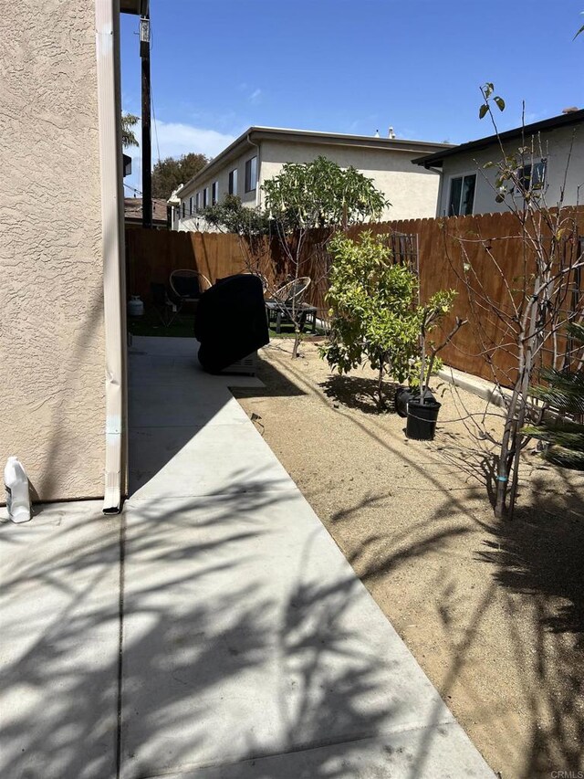 11311135 Emory St, Imperial Beach, CA 91932 - view of patio with fence