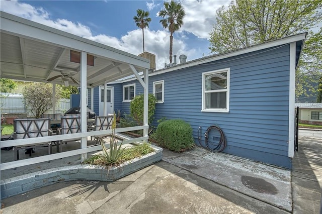 3611 4th Ave, La Crescenta, CA 91214 - view of patio / terrace featuring a ceiling fan