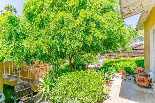 10058 Sunland Blvd, Sunland, CA 91040 - photo 27
