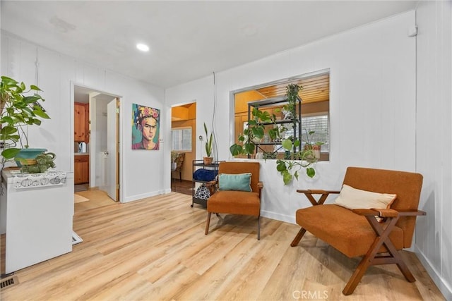 4228 Willow Trl, Frazier Park, CA 93225 - sitting room with baseboards and light wood-style flooring