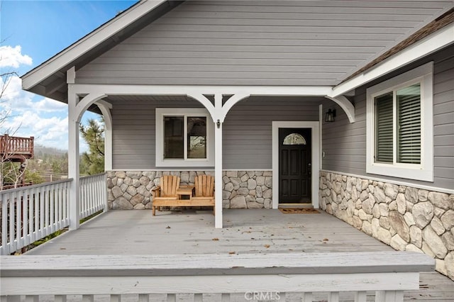 1207 Grass Valley Rd, Lake Arrowhead, CA 92352 - view of wooden deck