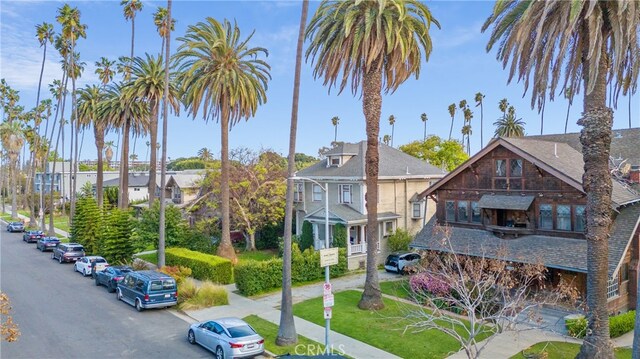 2280 W 24th St, Los Angeles, CA 90018 - view of building exterior