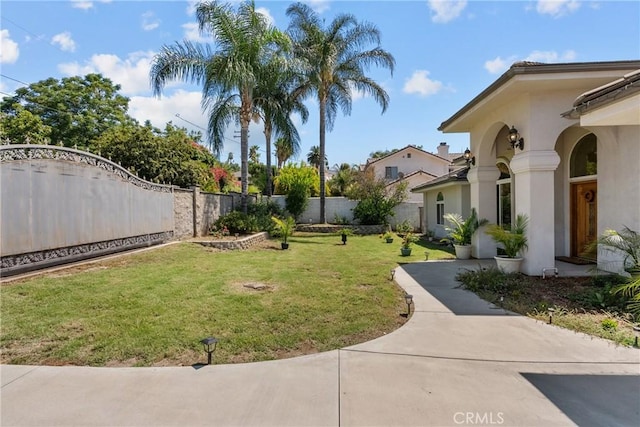 1403 Sonora St, San Bernardino, CA 92404 - view of yard featuring a fenced backyard