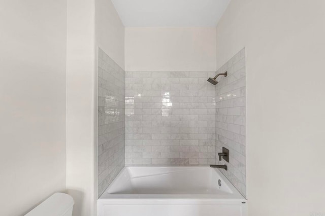 20191 Deerben Rd, Ramona, CA 92065 - full bath featuring toilet and shower / bathtub combination