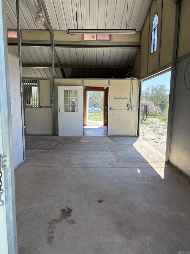20191 Deerben Rd, Ramona, CA 92065 - view of garage