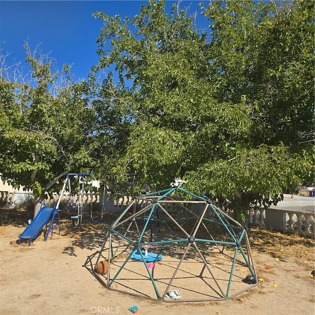 15433 Idaho Ln, Apple Valley, CA 92307 - view of jungle gym