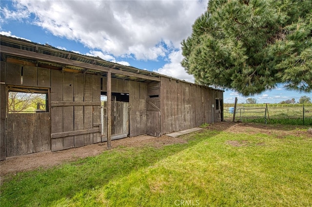 8029 Fruitland Ave, Winton, CA 95388 - view of outdoor structure featuring an outbuilding and an exterior structure