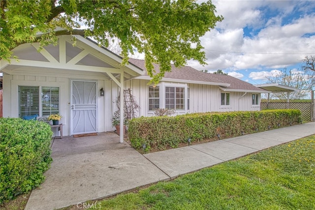 8029 Fruitland Ave, Winton, CA 95388 - view of front of property