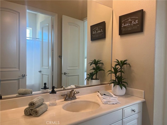 4069 Nancy Cir, Corona, CA 92881 - bathroom featuring vanity
