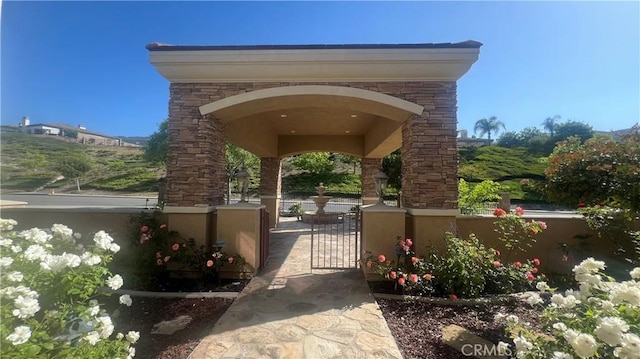 4069 Nancy Cir, Corona, CA 92881 - view of home's community featuring a gate