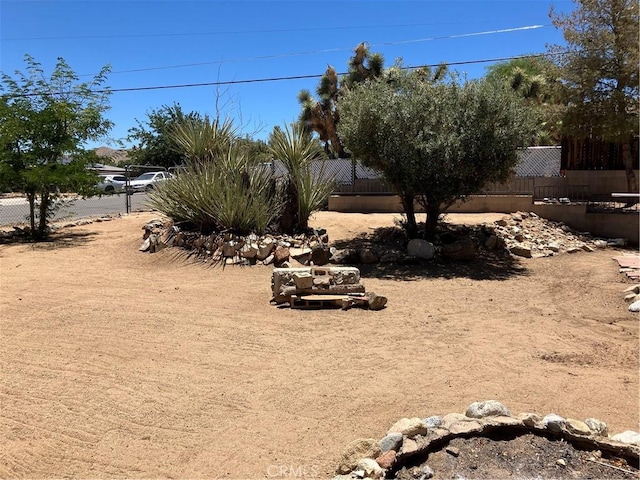 56707 Desert Gold Dr, Yucca Valley, CA 92284 - view of yard