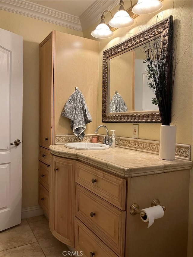 56707 Desert Gold Dr, Yucca Valley, CA 92284 - bathroom with vanity and crown molding
