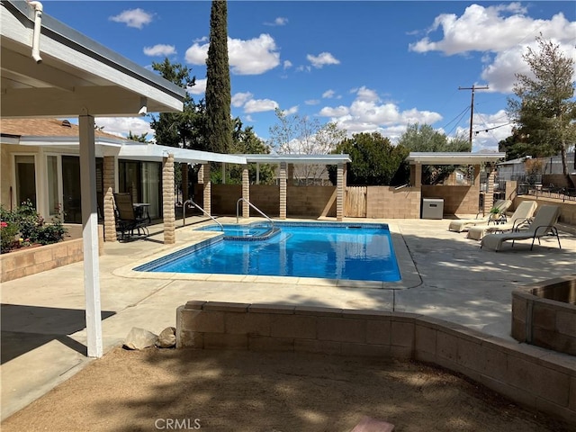 56707 Desert Gold Dr, Yucca Valley, CA 92284 - view of pool featuring a fenced backyard, a patio, and a pool with connected hot tub