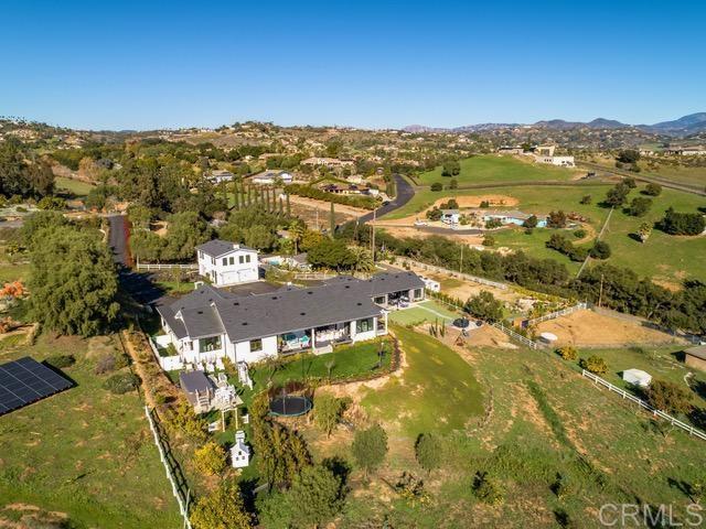 2255 Via Dulcea, Fallbrook, CA 92028 - aerial overview of property's location featuring a mountain backdrop