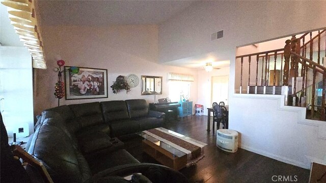 19714 Lull St, Winnetka, CA 91306 - photo 10