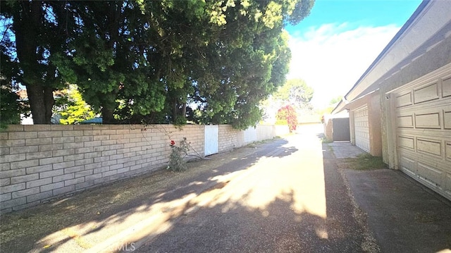 19714 Lull St, Winnetka, CA 91306 - photo 44