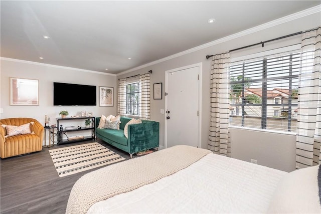23325 La Crescenta Unit D, Mission Viejo, CA 92691 - bedroom with wood finished floors, crown molding, and recessed lighting