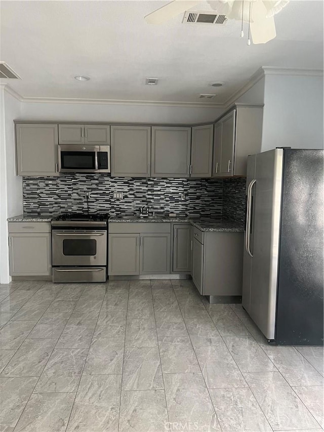 14930 Coalinga Rd, Victorville, CA 92392 - photo 11