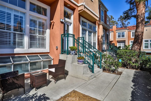 5 Arese Aisle, Irvine, CA 92606 - view of patio / terrace