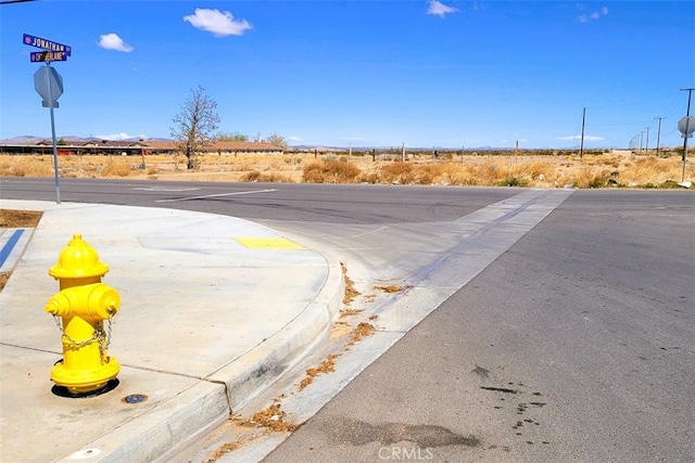 11664 Chamberlaine Way, Adelanto, CA 92301