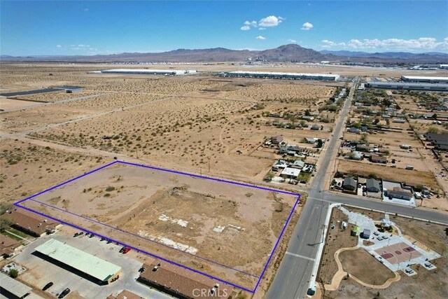11664 Chamberlaine Way, Adelanto, CA 92301