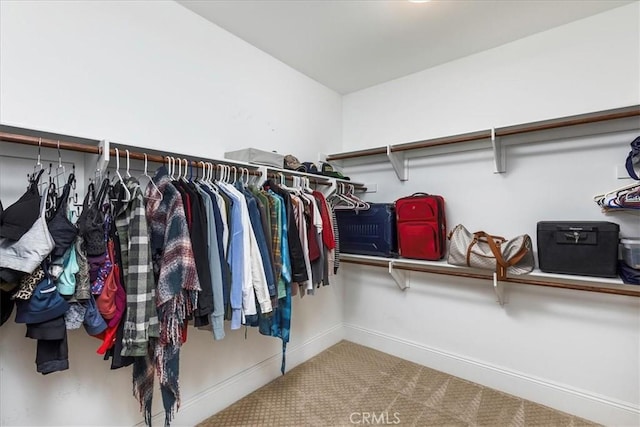 30580 Hawkscrest Rd, Murrieta, CA 92563 - spacious closet featuring carpet
