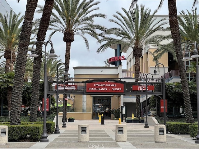 1111 S Coast Dr Unit 18, Costa Mesa, CA 92626 - view of building exterior