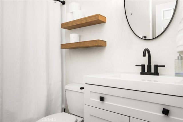 1100 Euclid Ave Unit 103, Long Beach, CA 90804 - bathroom featuring toilet, vanity, and a shower with curtain