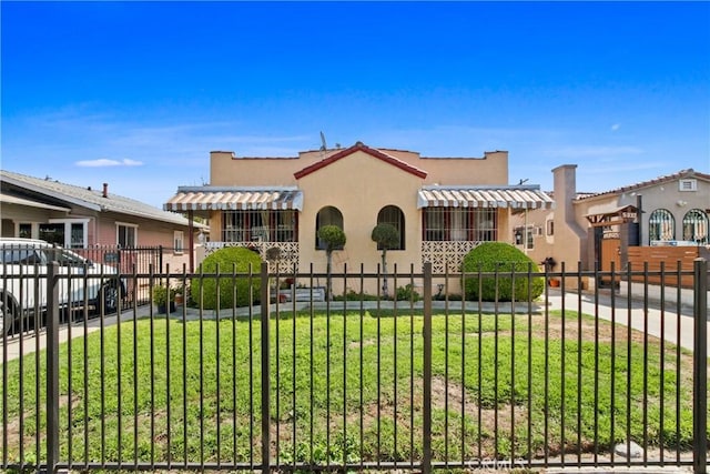 5828 8th Ave, Los Angeles, CA 90043 - photo 1