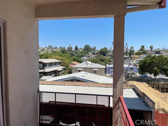 636 Robinson St, Los Angeles, CA 90026 - photo 6
