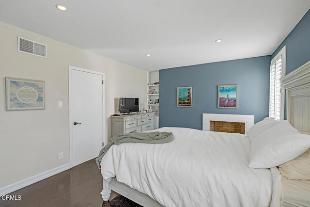 625 S Orange Grove Blvd Unit 3, Pasadena, CA 91105 - bedroom with recessed lighting, visible vents, baseboards, and wood finished floors