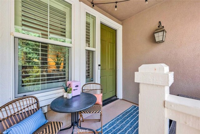 98 Hinterland Way, Ladera Ranch, CA 92694 - entrance to property with stucco siding