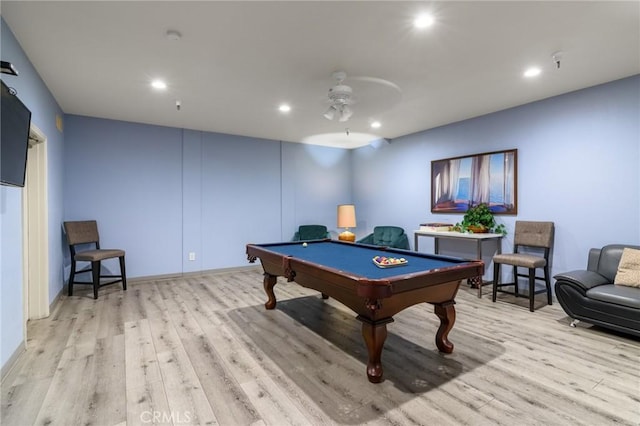 rec room with wood finished floors, a ceiling fan, billiards, and recessed lighting