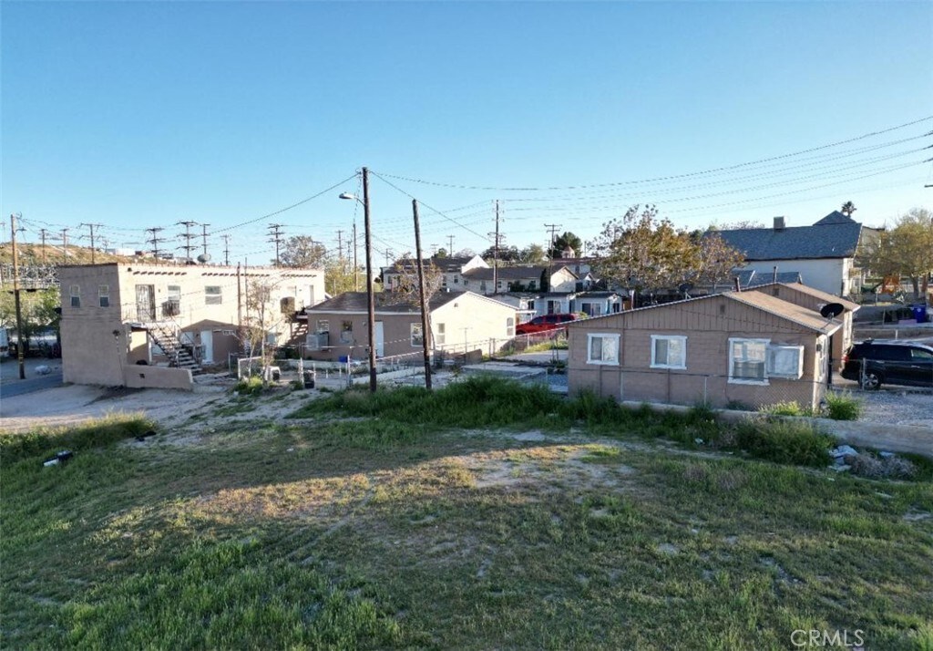 15563 5th St, Victorville, CA 92395 - photo 3