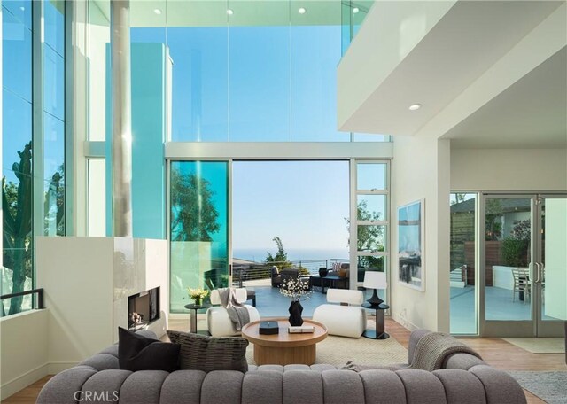 468 Ashton Dr, Laguna Beach, CA 92651 - interior space featuring a water view