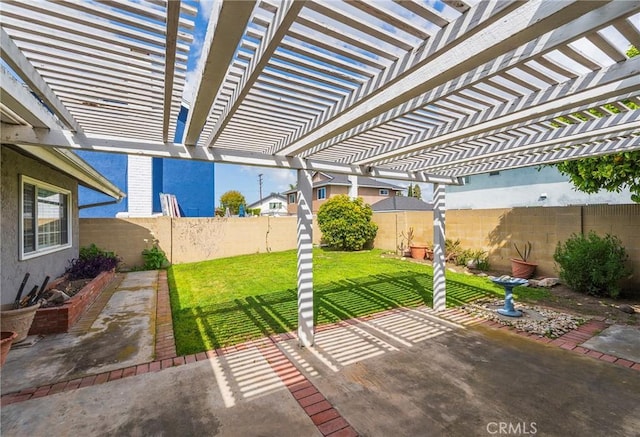 7041 Heil Ave, Huntington Beach, CA 92647 - view of patio / terrace with a fenced backyard and a pergola