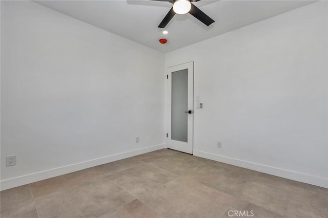 2175 N Sandra Rd, Palm Springs, CA 92262 - unfurnished room with baseboards and ceiling fan