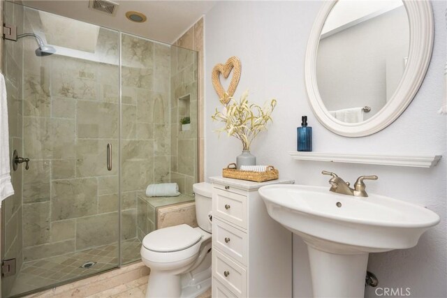 3600 E 4th St Unit 303, Long Beach, CA 90814 - full bath featuring toilet, a shower stall, and a sink