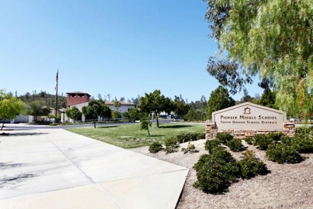12475 Woodhall Way, Tustin, CA 92782 - view of home's community