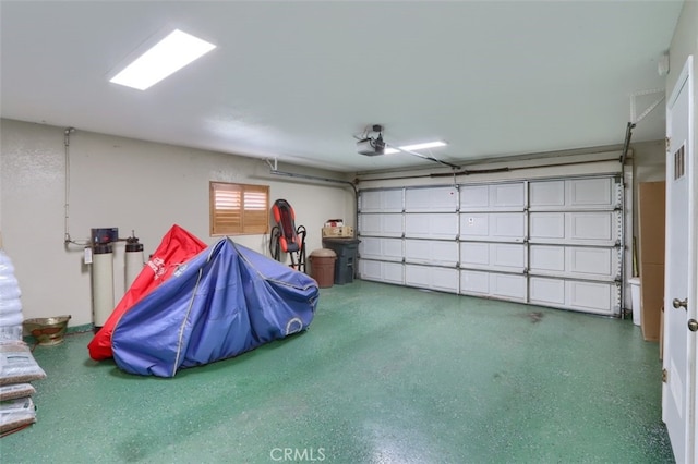 40957 Shandee Ln, Ahwahnee, CA 93601 - garage featuring a garage door opener