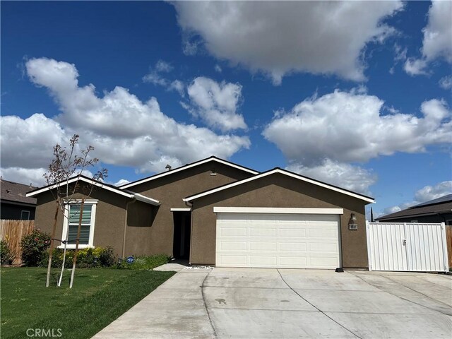 8510 Delcon Dr, Bakersfield, CA 93307 - photo 1