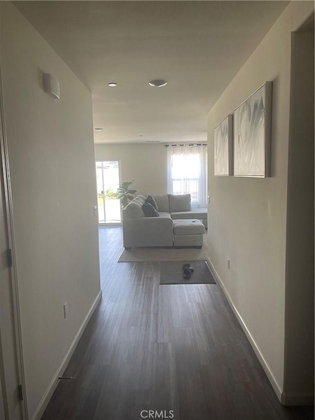 8510 Delcon Dr, Bakersfield, CA 93307 - photo 3