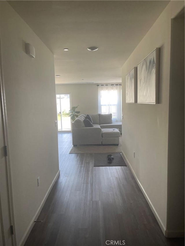 8510 Delcon Dr, Bakersfield, CA 93307 - photo 5