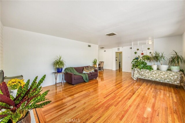 30993 Palo Alto Dr, Redlands, CA 92373 - living area with light wood-style floors