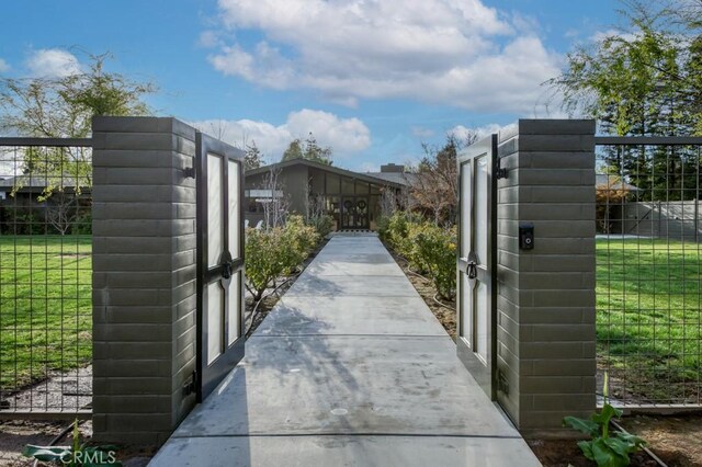 5385 N Van Ness Blvd, Fresno, CA 93711 - view of gate
