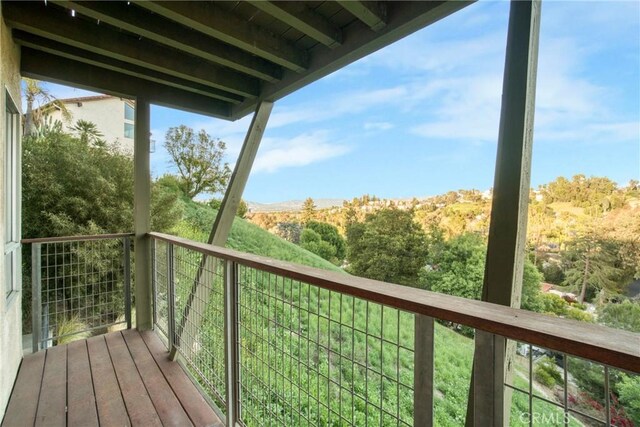 5084 Llano Dr, Woodland Hills, CA 91364 - photo 38
