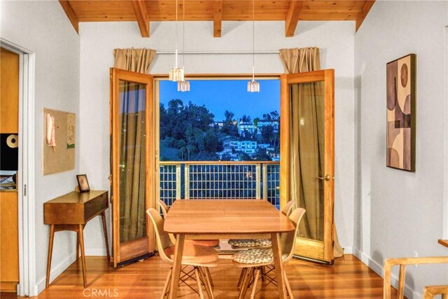 5084 Llano Dr, Woodland Hills, CA 91364 - photo 14
