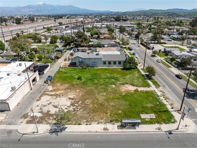 158 N La Cadena Dr, Colton, CA 92324